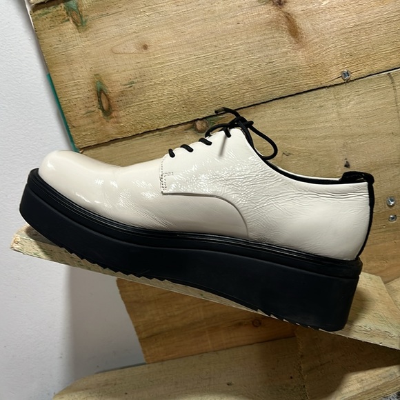 Vagabond Tara Platform Derby Off White &Black Size size 10 US - Picture 7 of 10